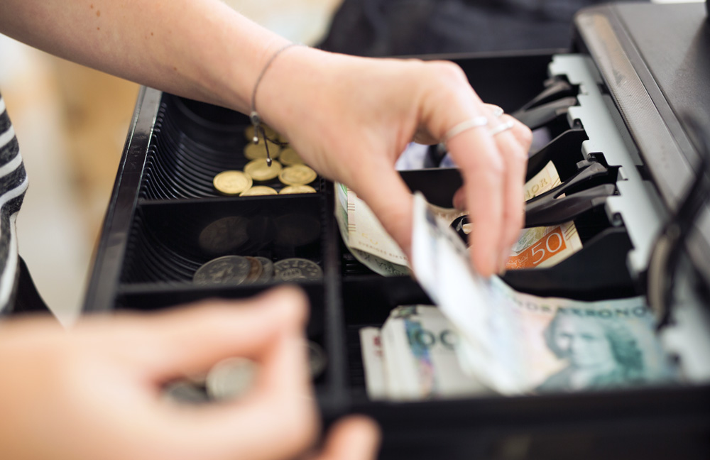 Nuo gegužės 1 d. – privalomas kasos pajamų teikimas į VMI i.EKA